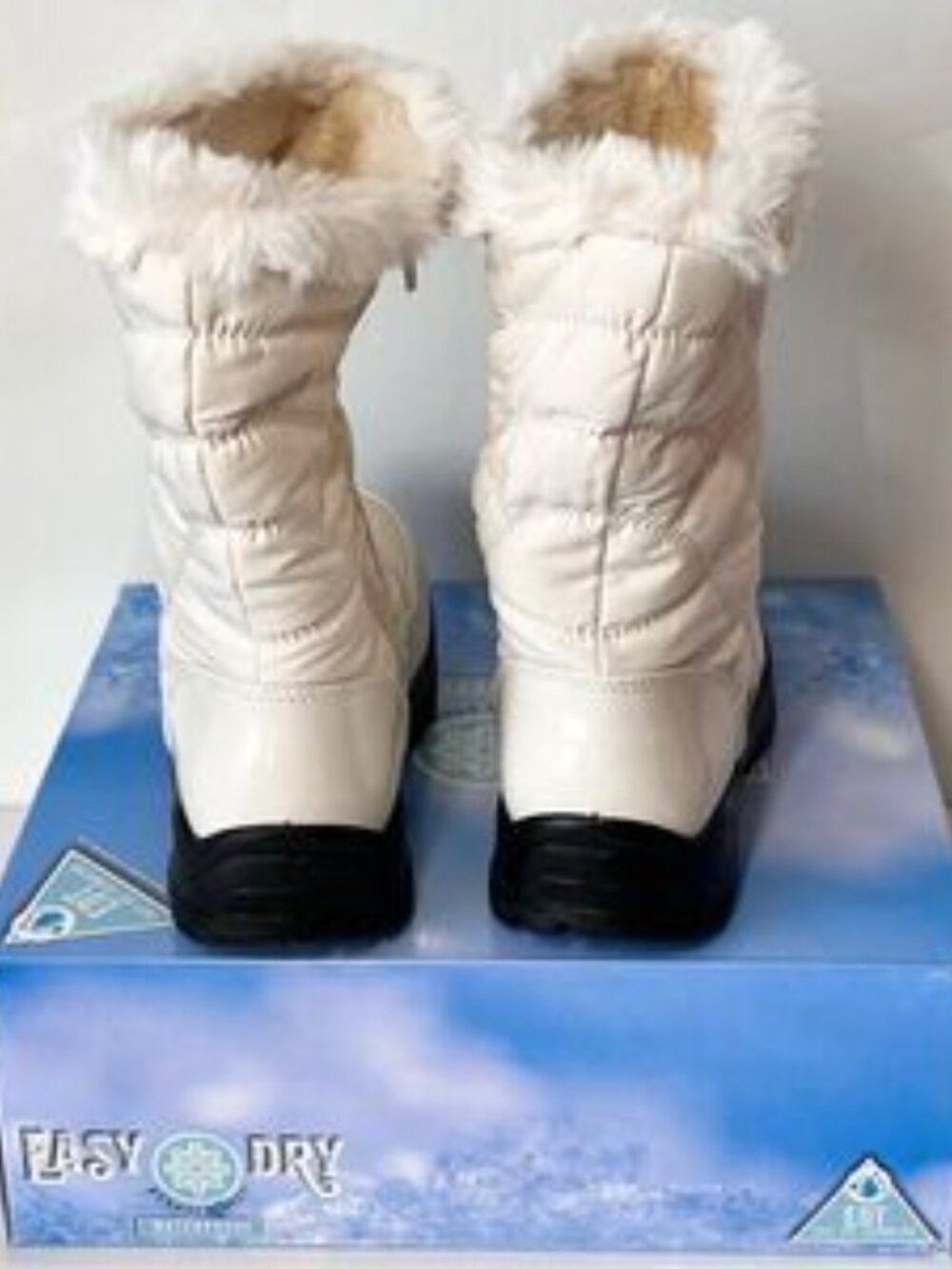Easy Street Cuddle Easy Dry Boot - Picture 4 of 5